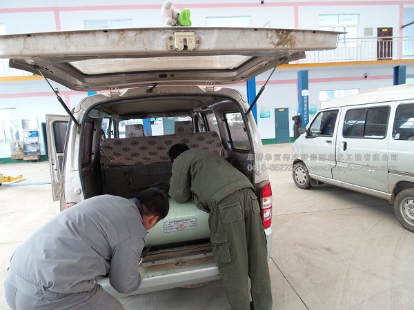 面包車(chē)改裝 面包車(chē)改裝